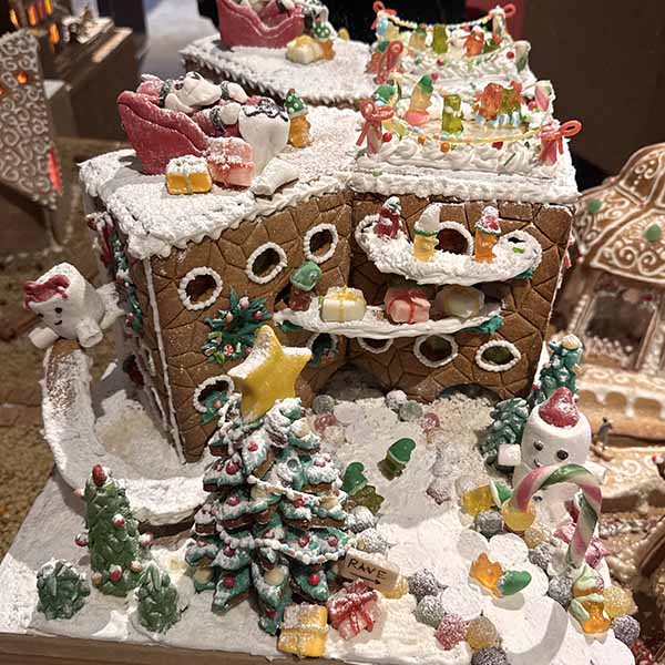 gingerbread-city2025