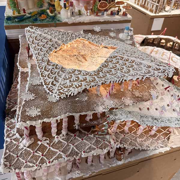 gingerbread-city2025