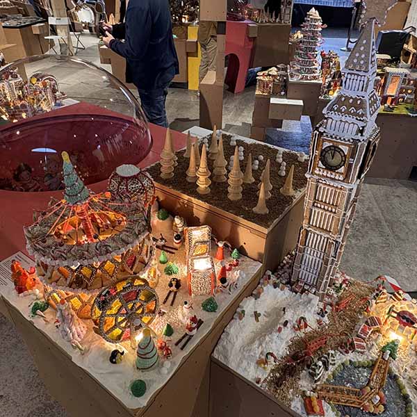 gingerbread-city2025