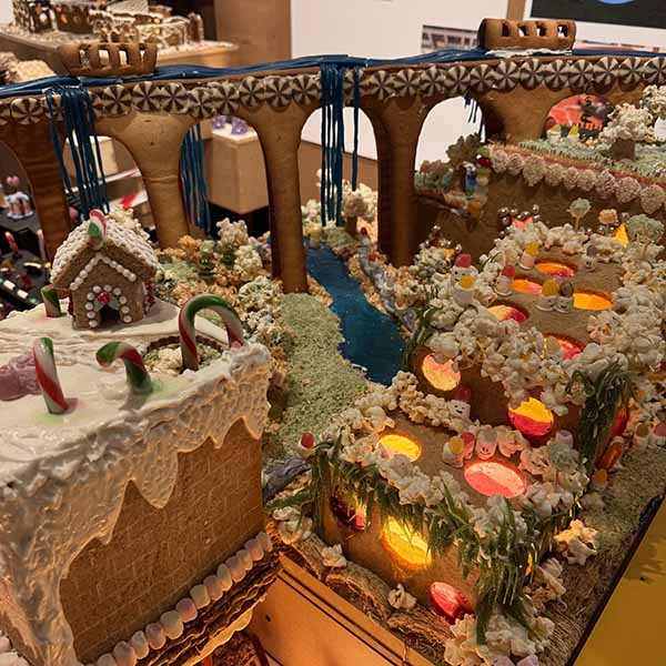 gingerbread-city2025