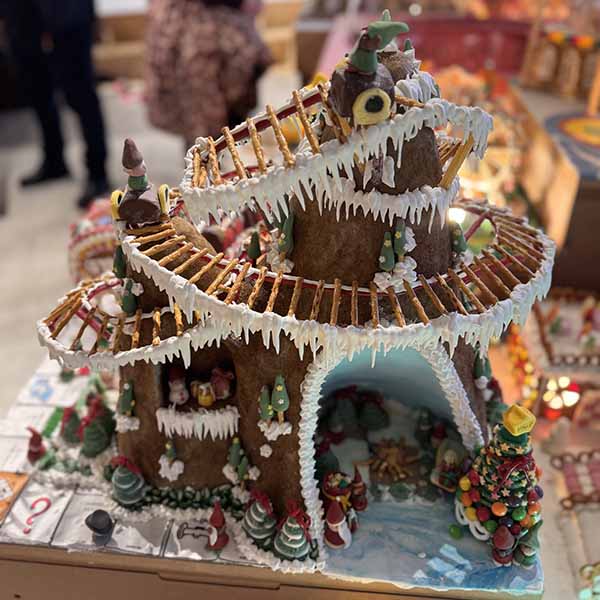 gingerbread-city2025