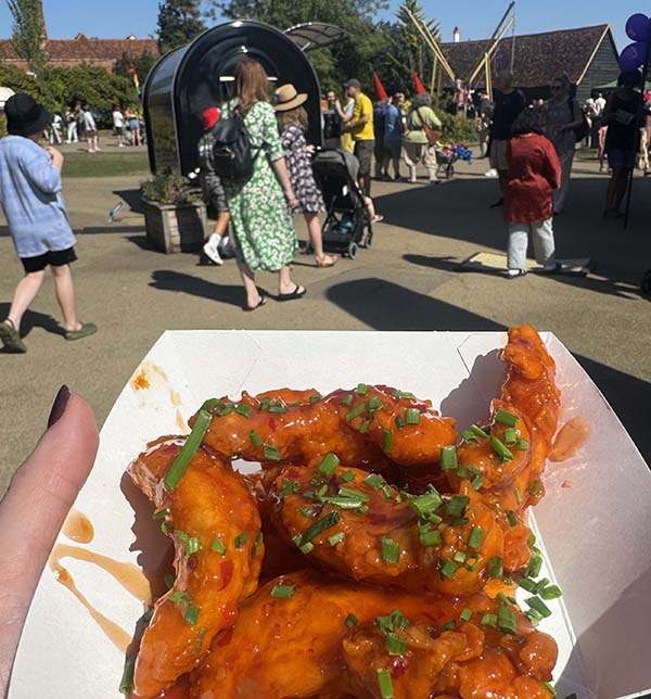 headstone-village-show