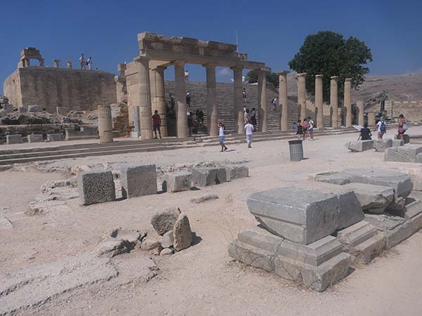 lindos-acropolis1.jpg