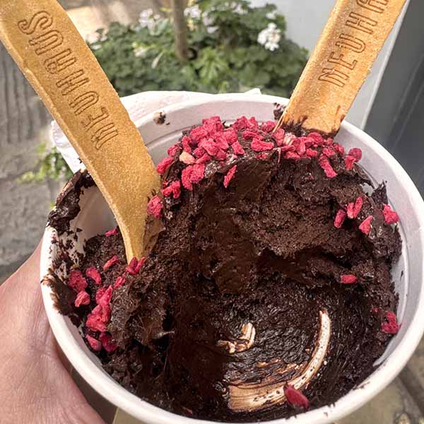 neuhaus-choc-mousse