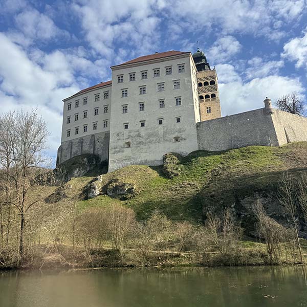pieskowa-skała-castle