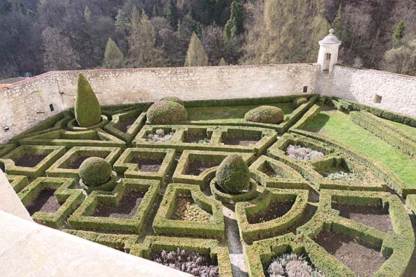 pieskowa-skała-castle