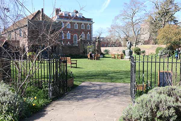 rainhamhall